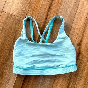 Lululemon sports bra size 6